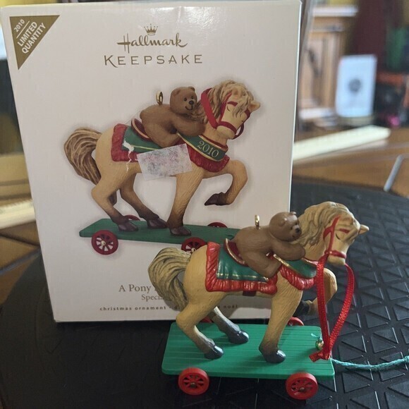 Hallmark A Pony for Christmas 2010 Special Edition Ornament Premier Limited - Picture 2 of 5